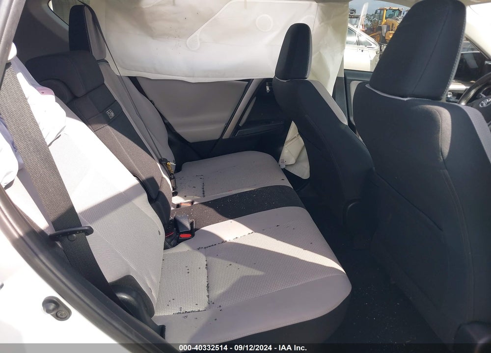 2018 TOYOTA RAV4 HYBRID XLE VIN: JTMRJREV5JD215591