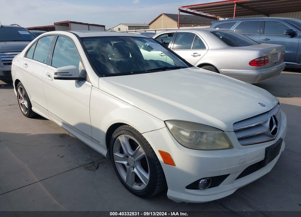 2010 MERCEDES-BENZ C 300 LUXURY/SPORT VIN: WDDGF5EBXAR087185