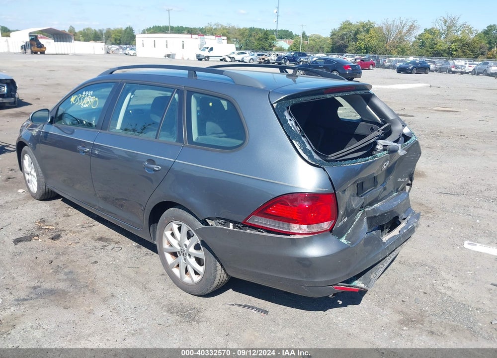 2011 VOLKSWAGEN JETTA SPORTWAGEN 2.5L S VIN: 3VWPZ7AJ2BM679531