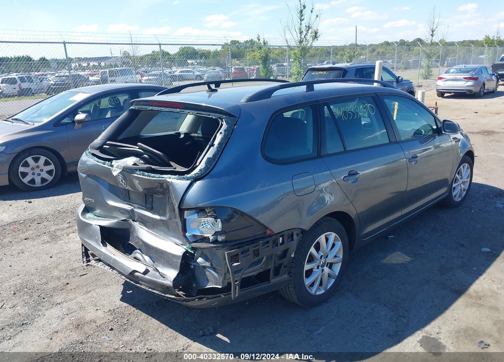 2011 VOLKSWAGEN JETTA SPORTWAGEN 2.5L S VIN: 3VWPZ7AJ2BM679531