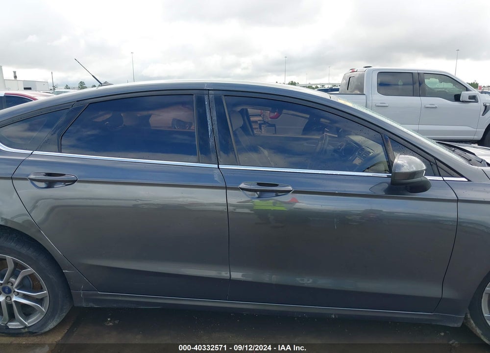 2017 FORD FUSION SE VIN: 3FA6P0HD3HR312148