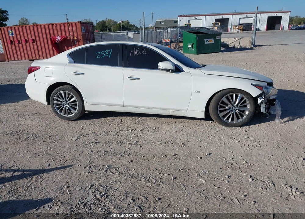 2018 INFINITI Q50 3.0T LUXE VIN: JN1EV7AP7JM361542