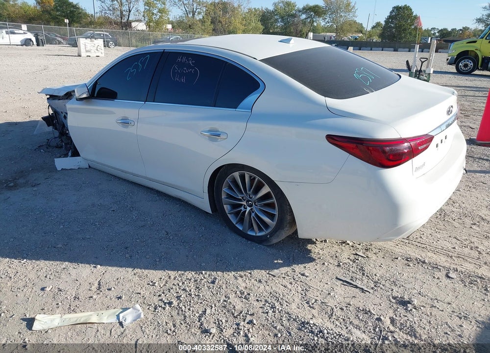 2018 INFINITI Q50 3.0T LUXE VIN: JN1EV7AP7JM361542