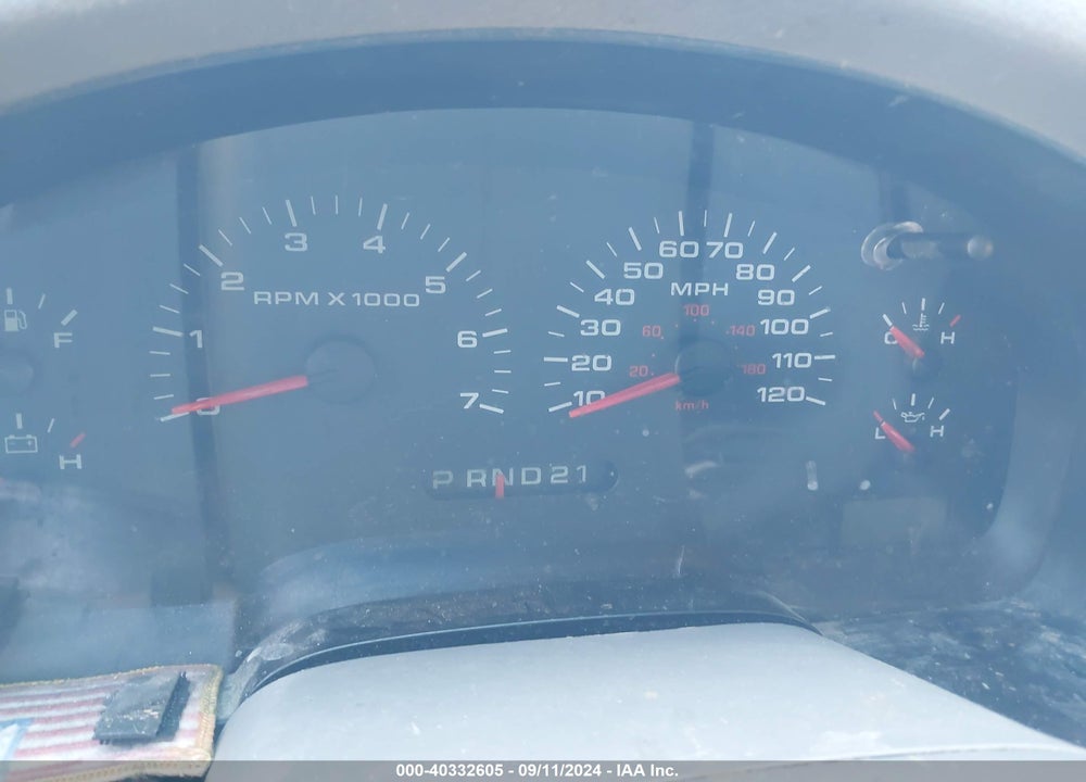 2005 FORD F-150 STX/XL/XLT VIN: 1FTRF12W05NA63879