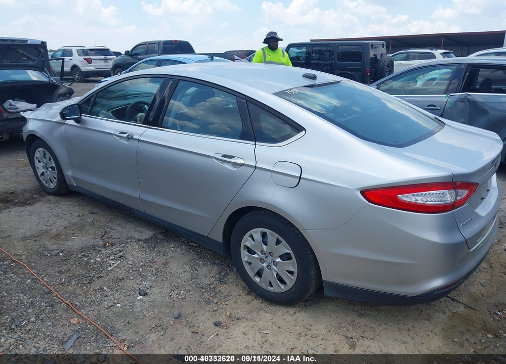 2013 FORD FUSION S VIN: 3FA6P0G75DR244019