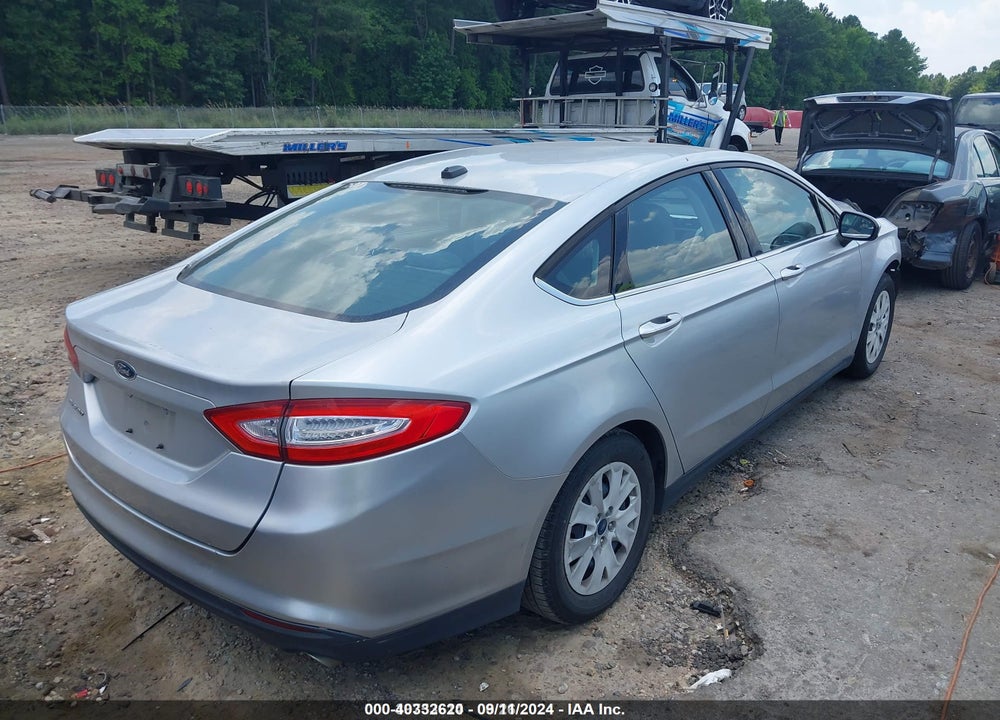 2013 FORD FUSION S VIN: 3FA6P0G75DR244019