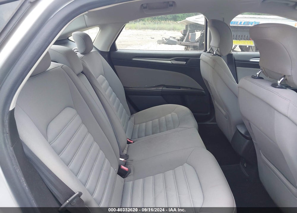 2013 FORD FUSION S VIN: 3FA6P0G75DR244019