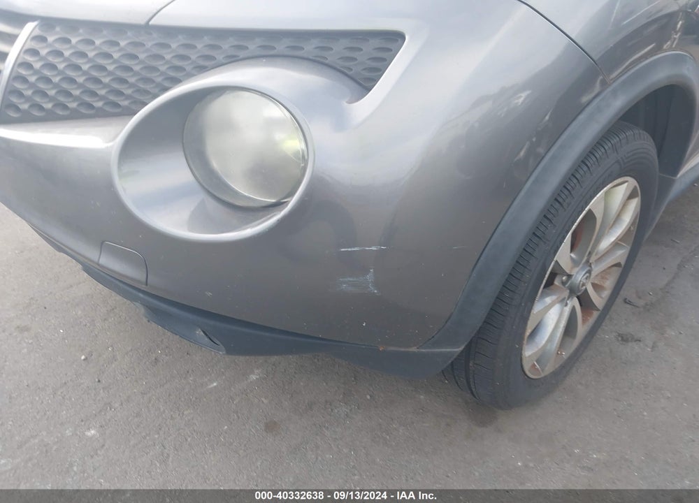 2011 NISSAN JUKE S VIN: JN8AF5MRXBT021050