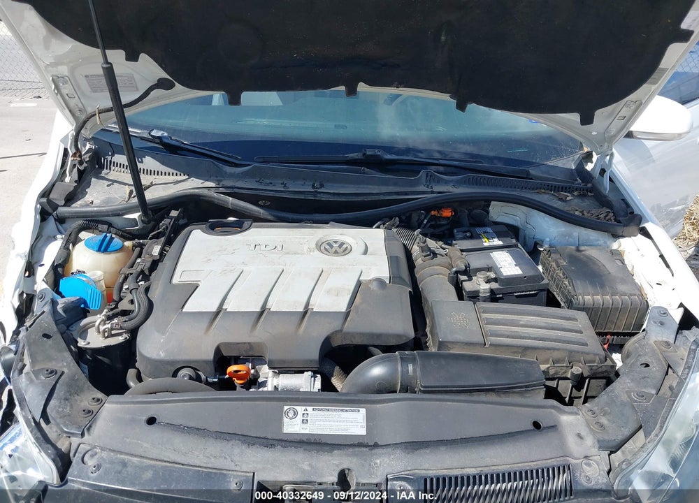2012 VOLKSWAGEN JETTA SPORTWAGEN 2.0L TDI VIN: 3VWML7AJ1CM699498