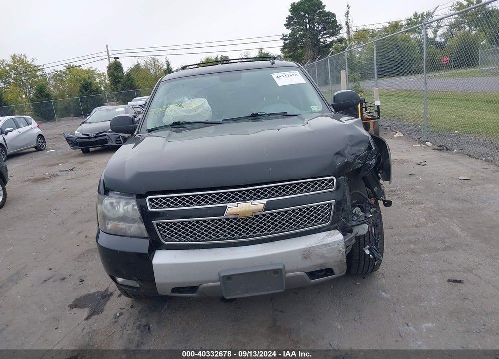 2010 CHEVROLET TAHOE LT VIN: 1GNUKBE00AR102774