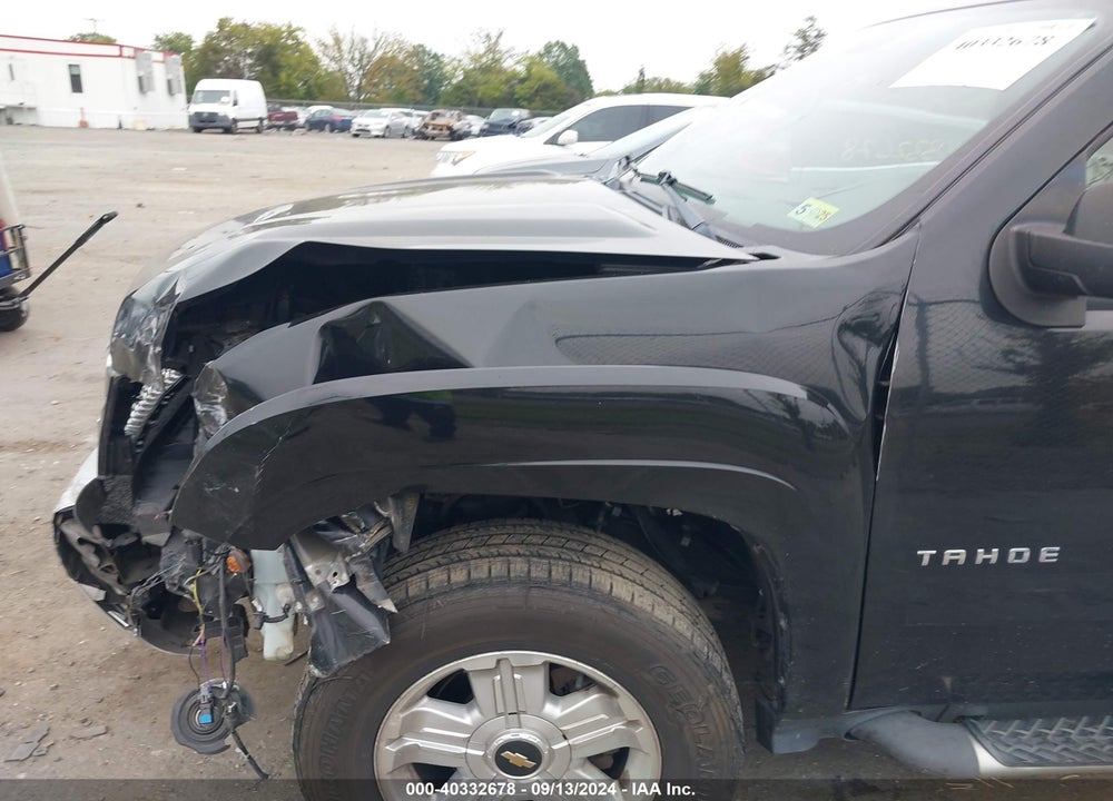 2010 CHEVROLET TAHOE LT VIN: 1GNUKBE00AR102774