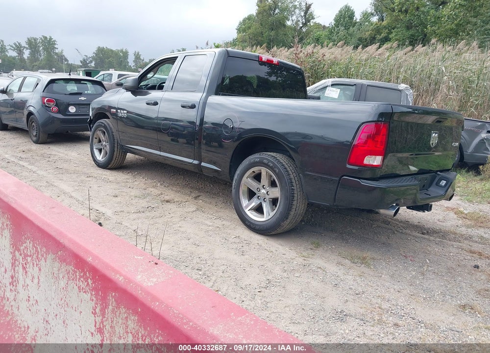 2017 RAM 1500 EXPRESS QUAD CAB 4X4 6'4 BOX VIN: 1C6RR7FTXHS727399