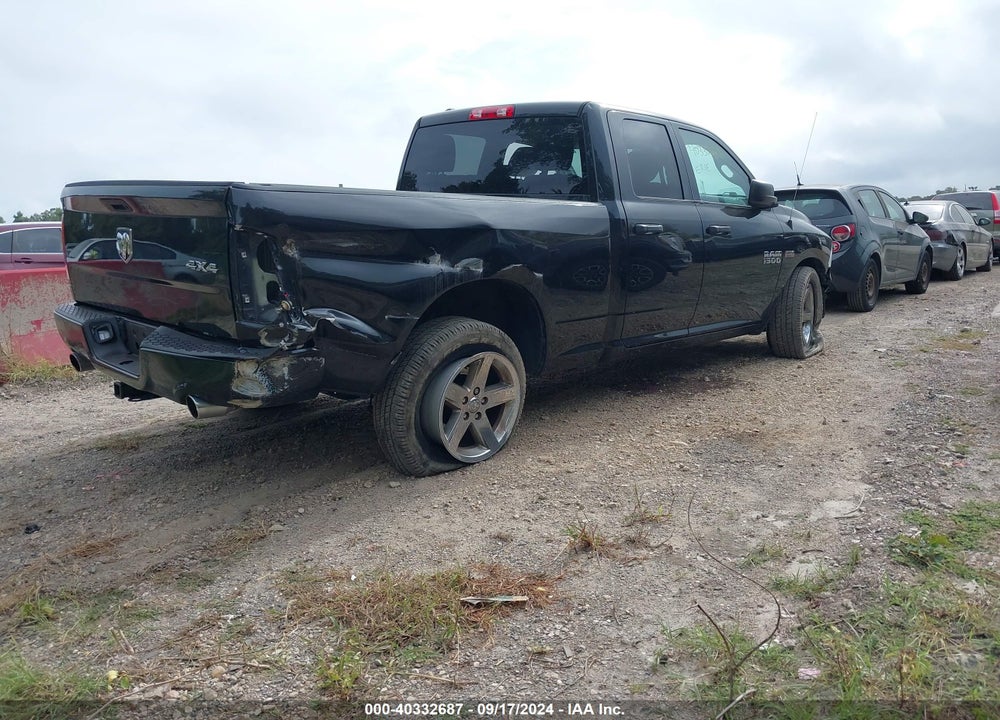 2017 RAM 1500 EXPRESS QUAD CAB 4X4 6'4 BOX VIN: 1C6RR7FTXHS727399