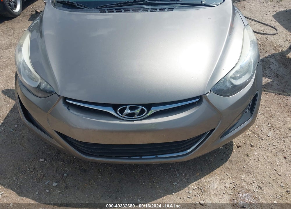 2014 HYUNDAI ELANTRA SE VIN: 5NPDH4AE8EH462957