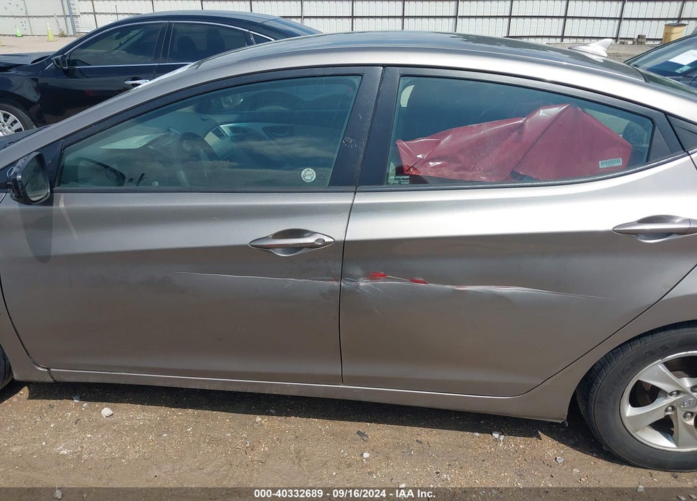 2014 HYUNDAI ELANTRA SE VIN: 5NPDH4AE8EH462957