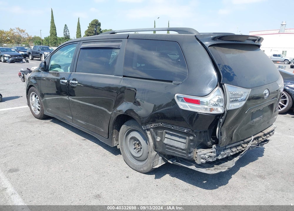 2014 TOYOTA SIENNA SE 8 PASSENGER VIN: 5TDXK3DC3ES422346