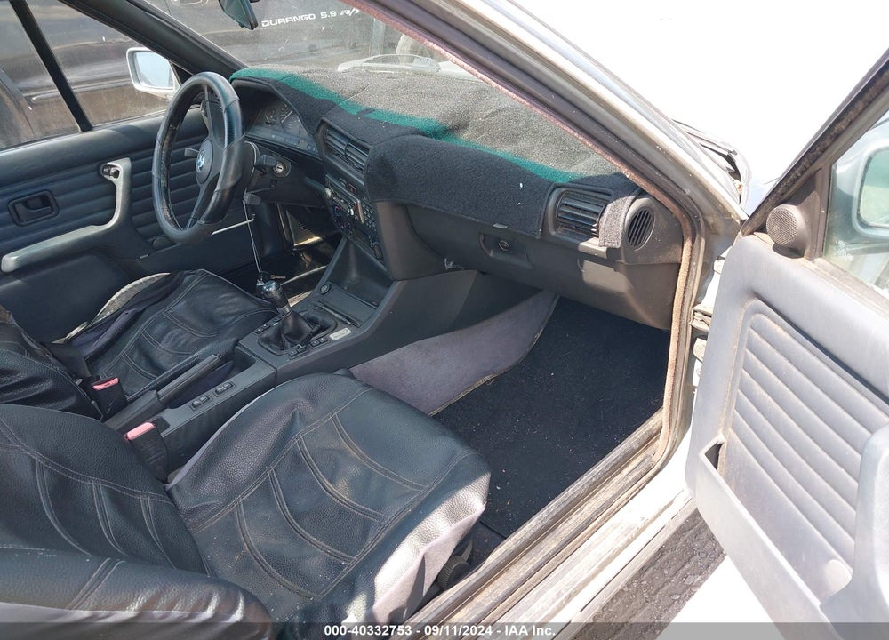 1989 BMW 325 VIN: WBABB1301KEC00797