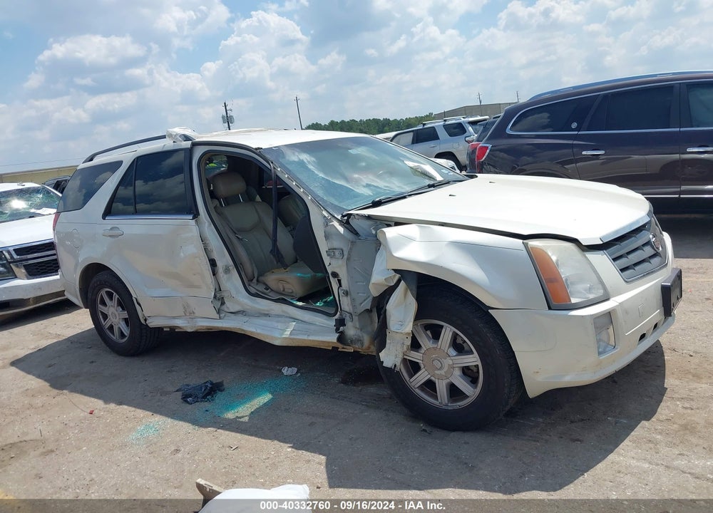2005 CADILLAC SRX V6 VIN: 1GYEE637450228426