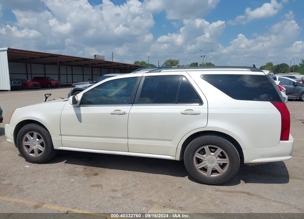 2005 CADILLAC SRX V6 VIN: 1GYEE637450228426