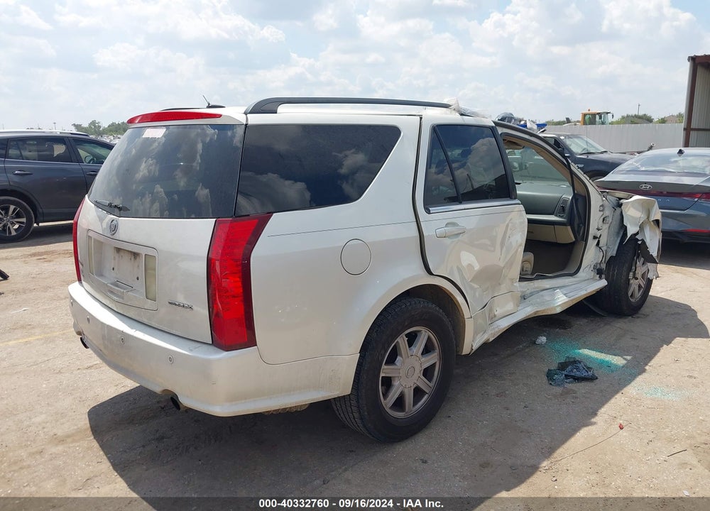2005 CADILLAC SRX V6 VIN: 1GYEE637450228426