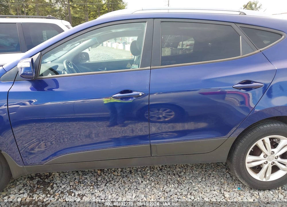 2012 HYUNDAI TUCSON GLS VIN: KM8JUCAC1CU544759