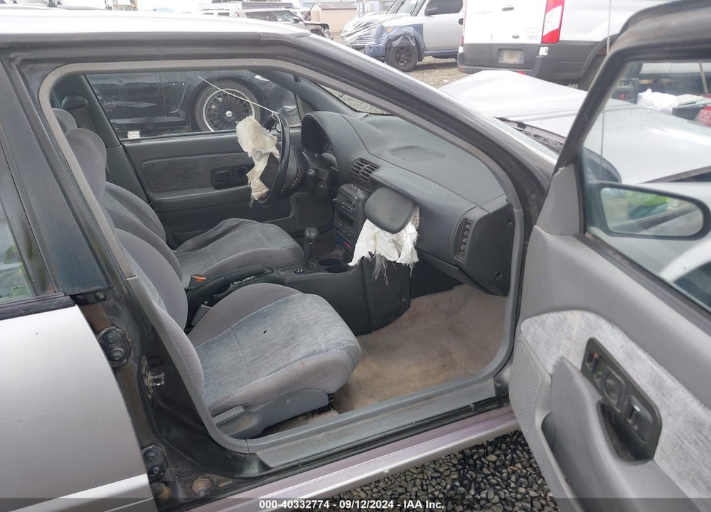 1995 SATURN SL2 VIN: 1G8ZK5272SZ127544