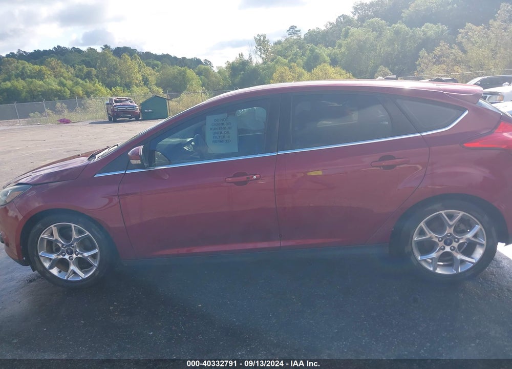 2014 FORD FOCUS TITANIUM VIN: 1FADP3N25EL291695