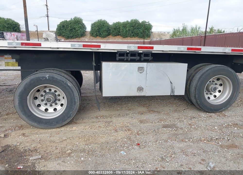 2024 UTILITY TRAILER MFG FLATBED TRAILER VIN: 1UYFS2533R5012910