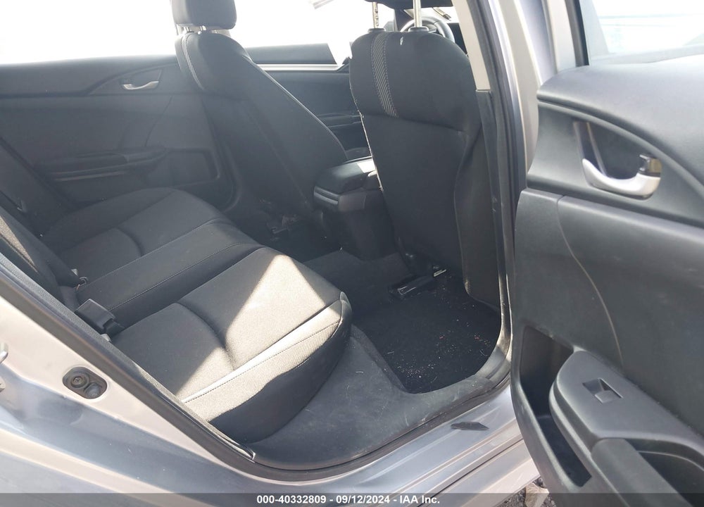 2018 HONDA CIVIC LX VIN: 2HGFC2F57JH592785