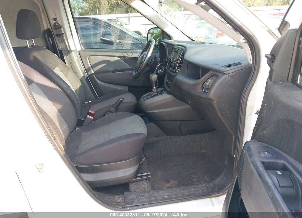 2015 RAM PROMASTER CITY TRADESMAN VIN: ZFBERFAT6F6197871