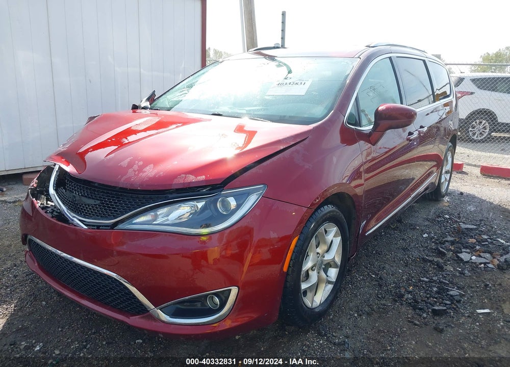 2020 CHRYSLER PACIFICA TOURING L VIN: 2C4RC1BG8LR115440