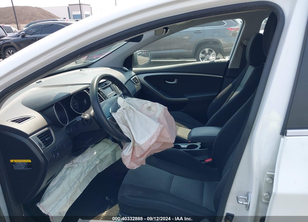 2016 HYUNDAI ELANTRA GT VIN: KMHD35LH0GU327505