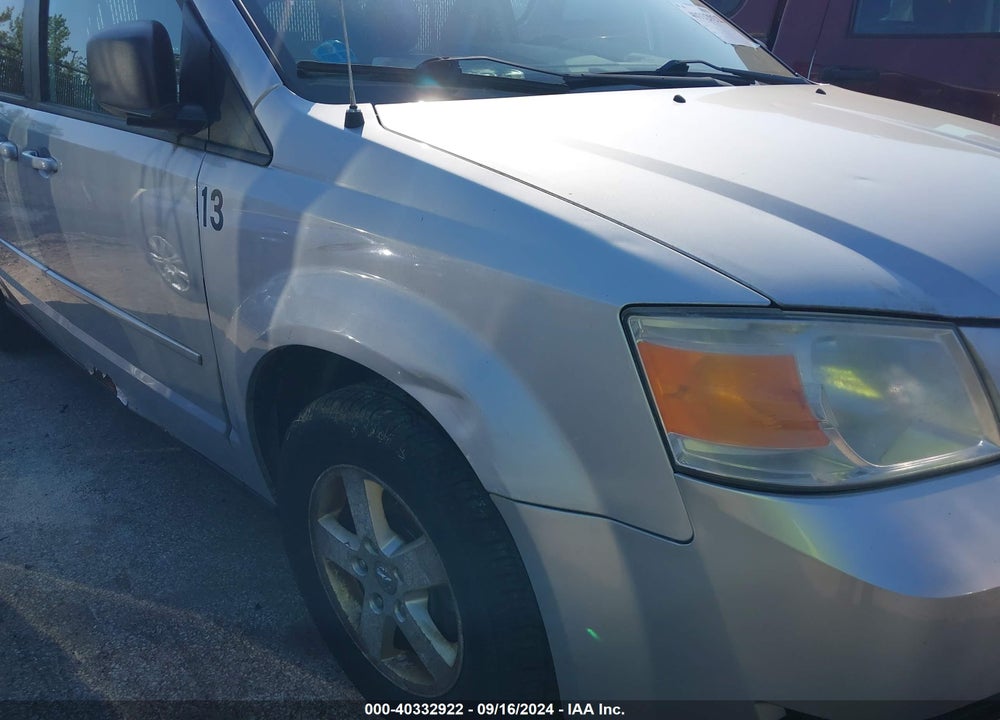 2010 DODGE GRAND CARAVAN SE VIN: 2D4RN4DE5AR102121