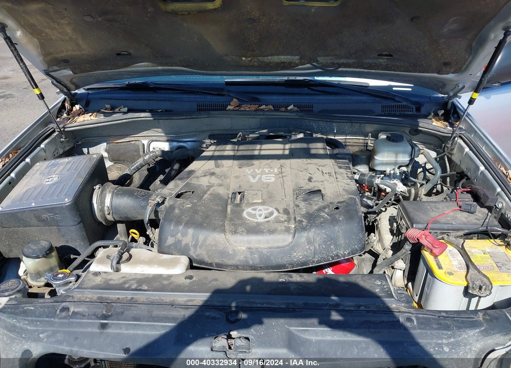 2006 TOYOTA 4RUNNER SR5 V6 VIN: JTEBU14RX68056688
