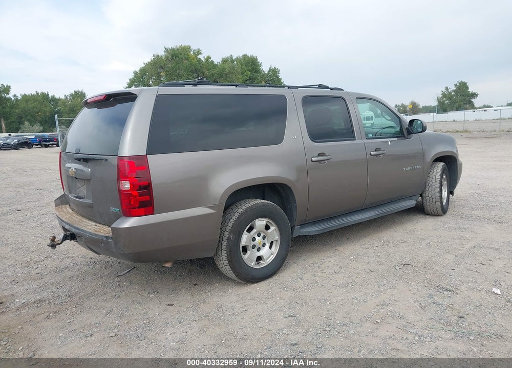 2011 CHEVROLET SUBURBAN 1500 LT1 VIN: 1GNSCJE00BR401441