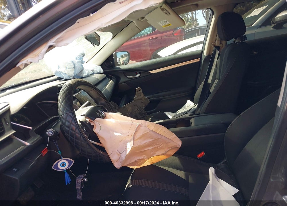 2018 HONDA CIVIC EX VIN: 2HGFC2F72JH517168