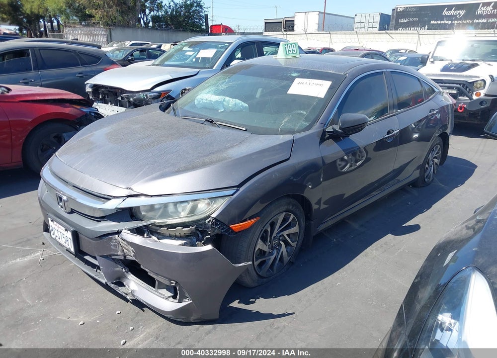 2018 HONDA CIVIC EX VIN: 2HGFC2F72JH517168