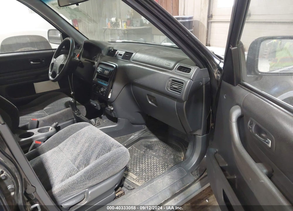 2001 HONDA CR-V EX VIN: JHLRD17641S016237