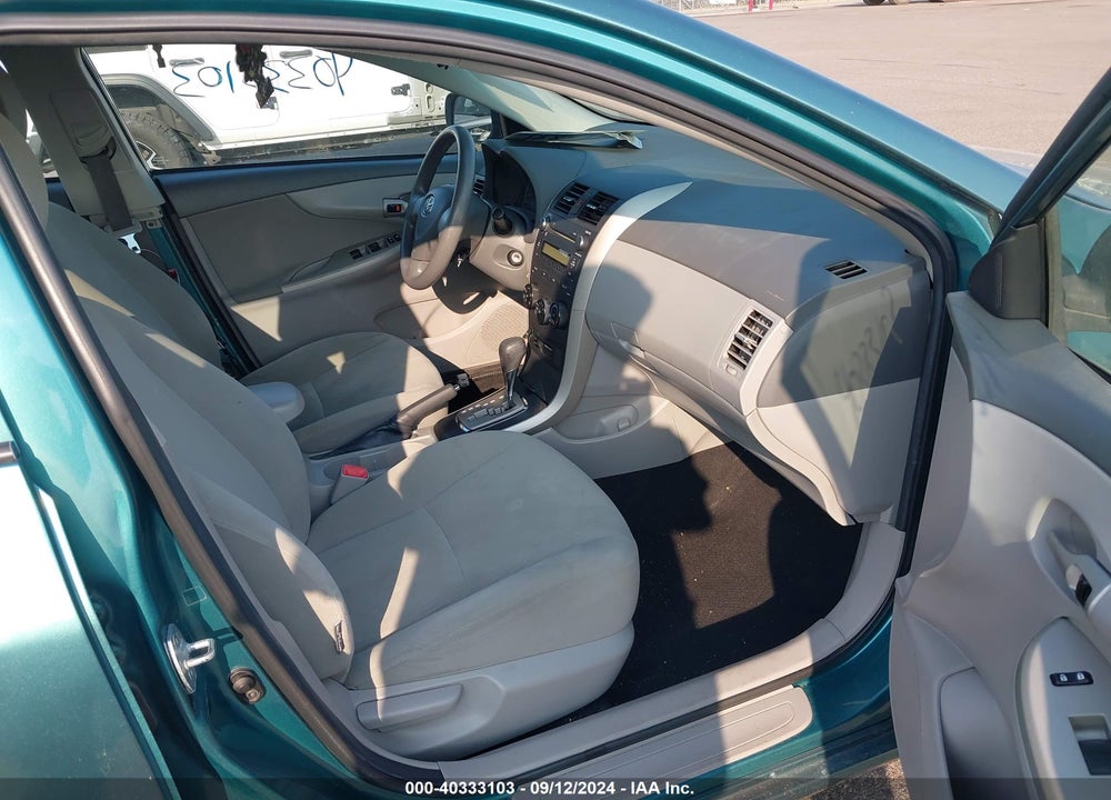 2010 TOYOTA COROLLA LE VIN: 2T1BU4EE6AC421379