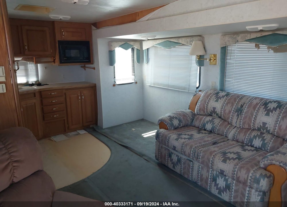1998 NU-WA HITCHHIKER II VIN: 1C932JN03WA021783