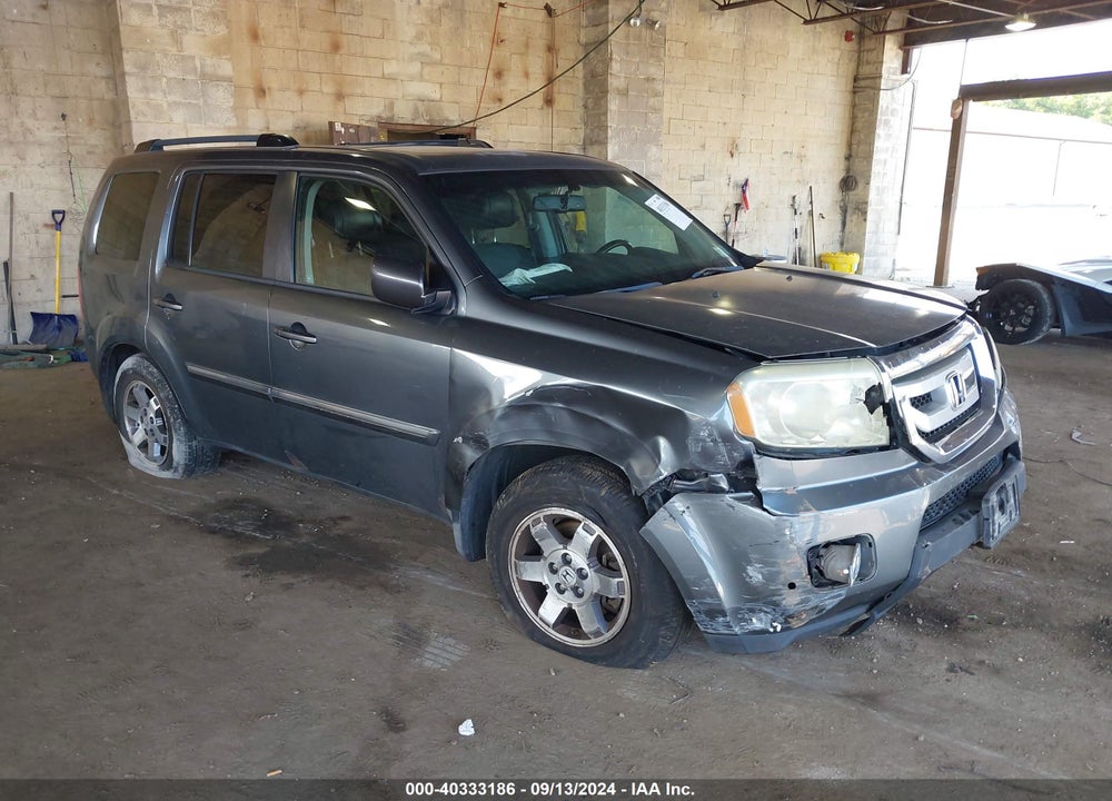 2010 HONDA PILOT TOURING VIN: 5FNYF4H99AB011321