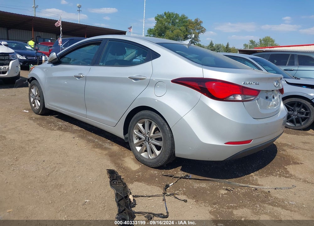 2015 HYUNDAI ELANTRA SE VIN: 5NPDH4AE7FH627771