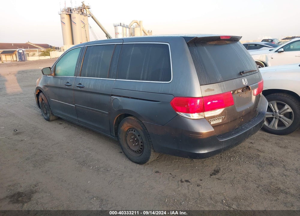 2010 HONDA ODYSSEY LX VIN: 5FNRL3H25AB023038