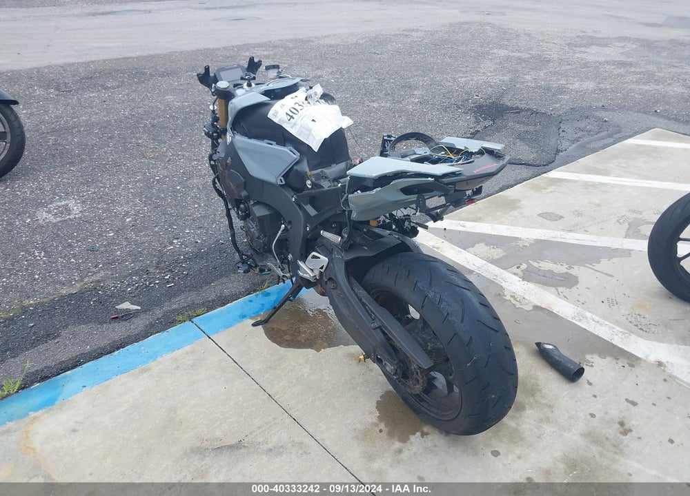 2022 HONDA CBR1000 RR VIN: JH2SC7713NK500082