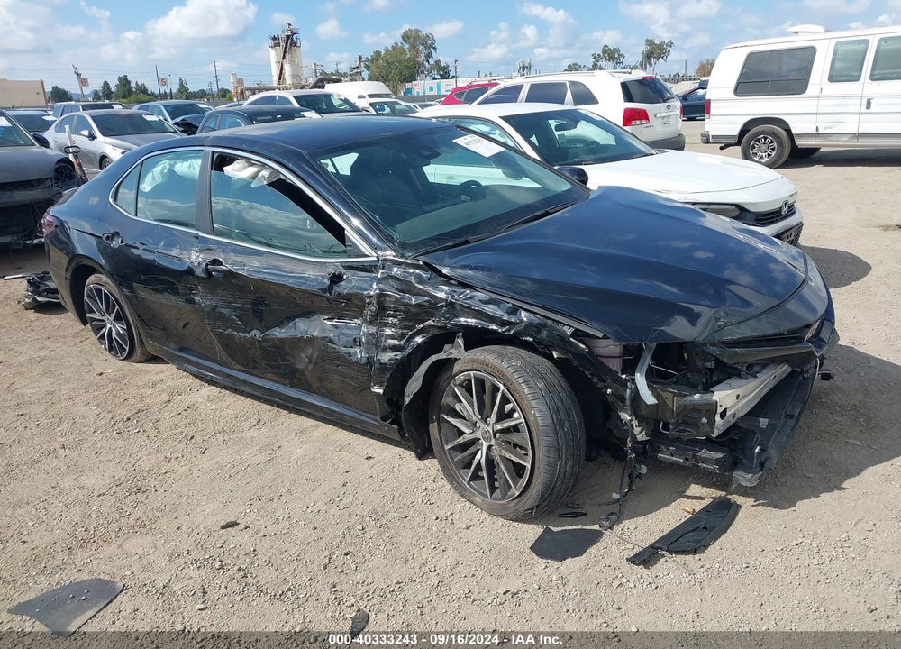 2022 TOYOTA CAMRY SE VIN: 4T1G11AK6NU633647
