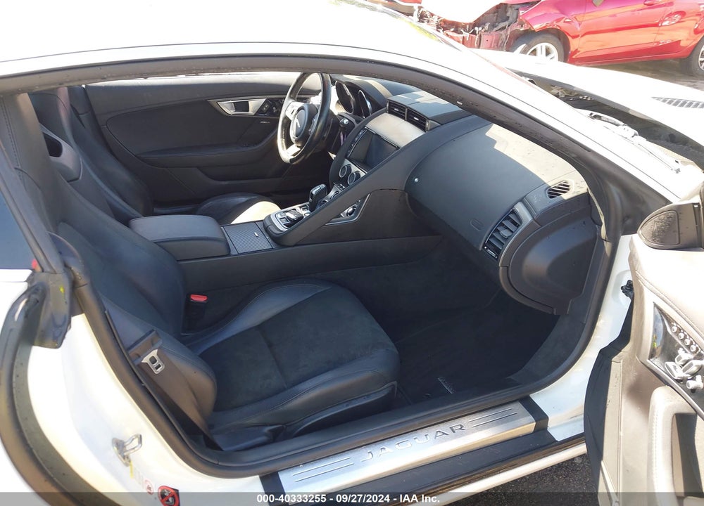 2017 JAGUAR F-TYPE PREMIUM VIN: SAJWA6AT4H8K38838
