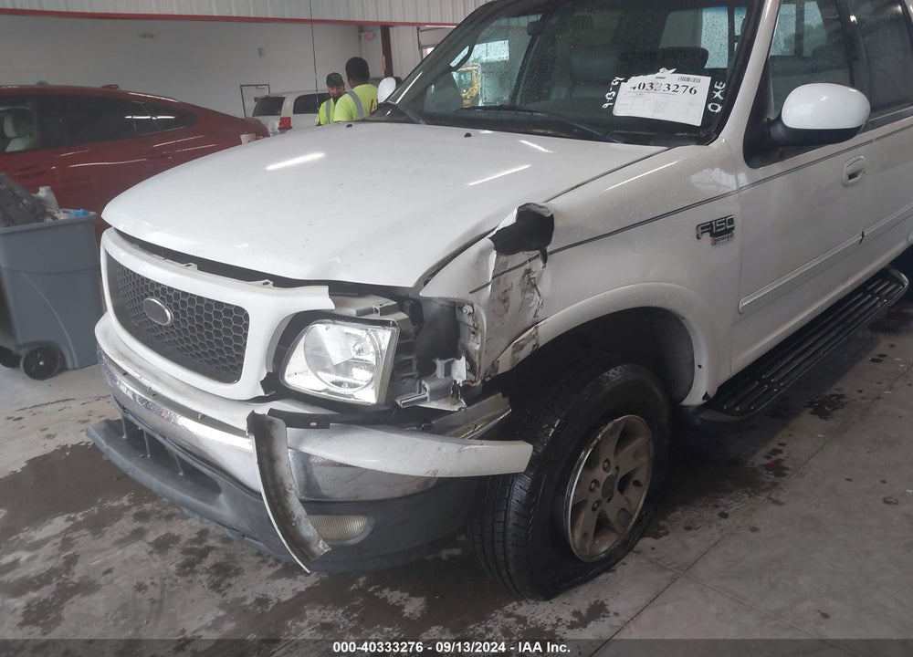 2002 FORD F-150 LARIAT/XLT VIN: 1FTRW08L92KA48138