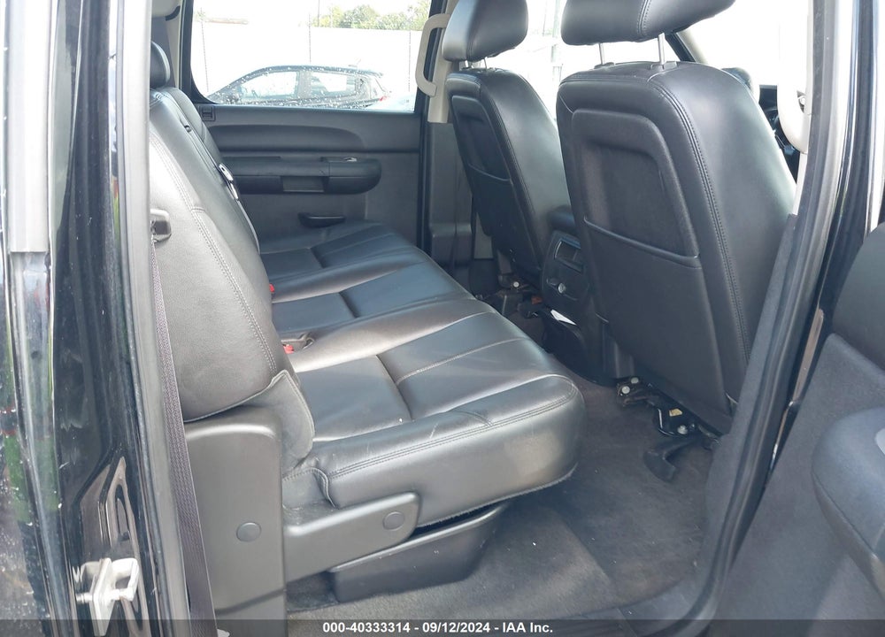 2013 CHEVROLET SILVERADO 1500 LT VIN: 3GCPCSE08DG375825