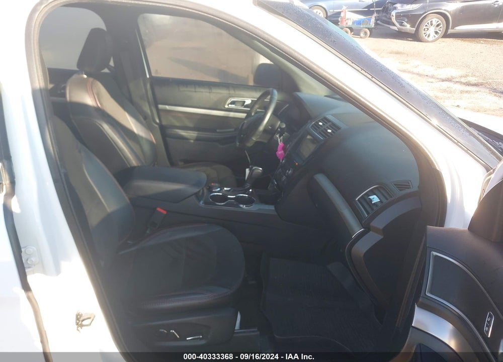 2018 FORD EXPLORER XLT VIN: 1FM5K8D8XJGA50598