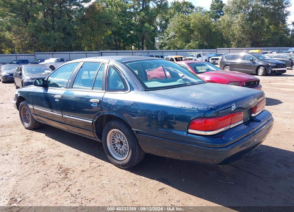 1997 FORD CROWN VICTORIA LX VIN: 2FALP74W6VX170104